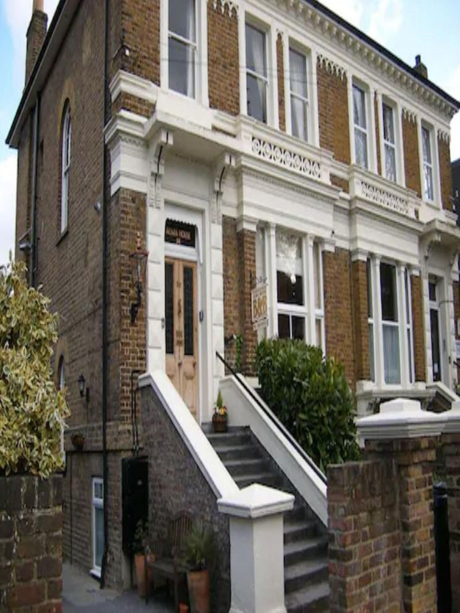 Alma House Apartments B B