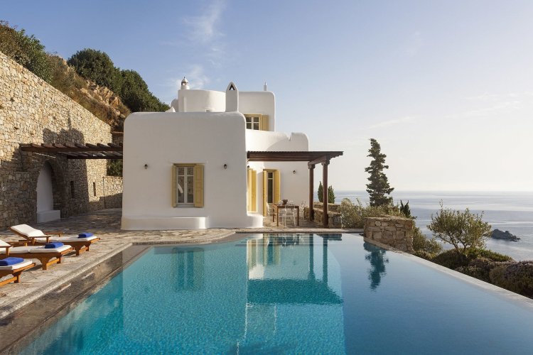 AGL Luxury Villas