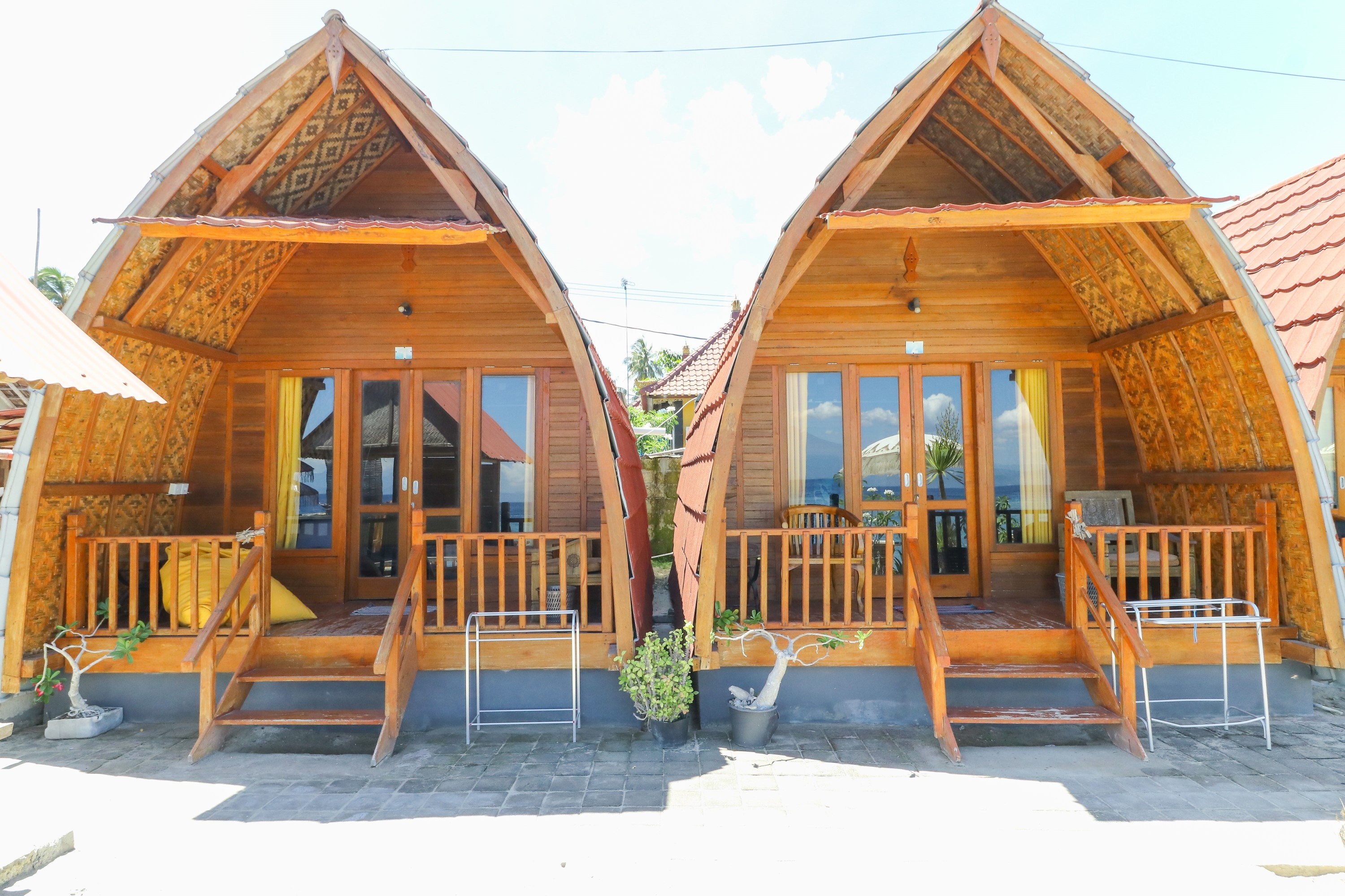 Road Beach Homestay by ZUZU