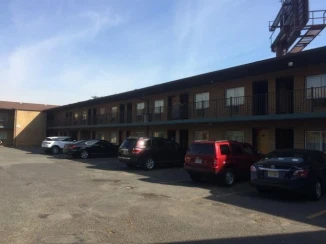 Hudson Plaza Motel