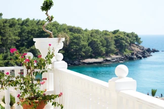 Justiniano Deluxe Resort Hotel
