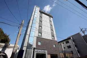 New Suwon Benikea Tourist Hotel