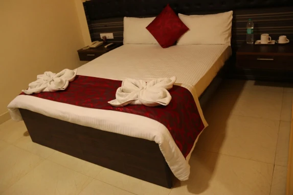 Hotel Bashyam Park