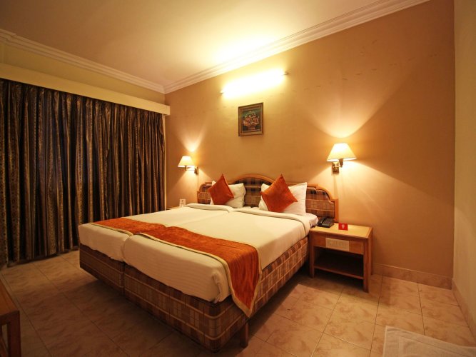 Capital O 1864 Hotel Yuvraj
