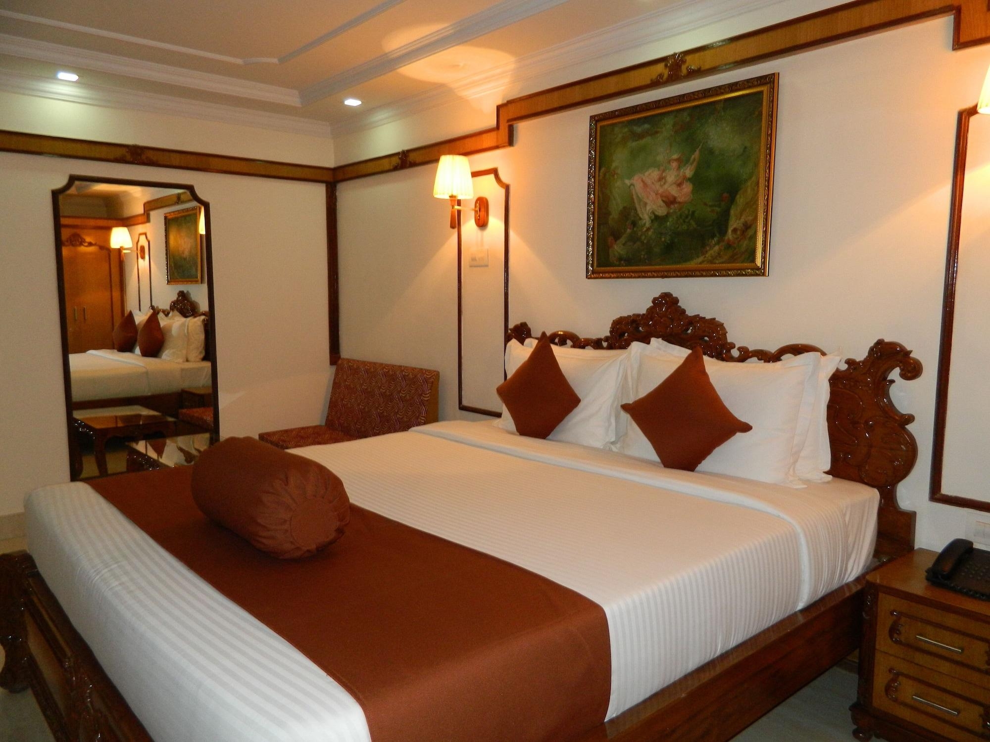 Hotel Thames International