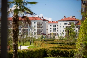 Imeretinskiy Park Land