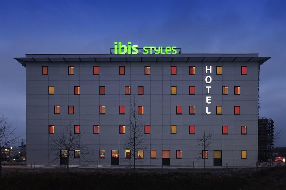 ibis Styles Romans Valence Gare TGV