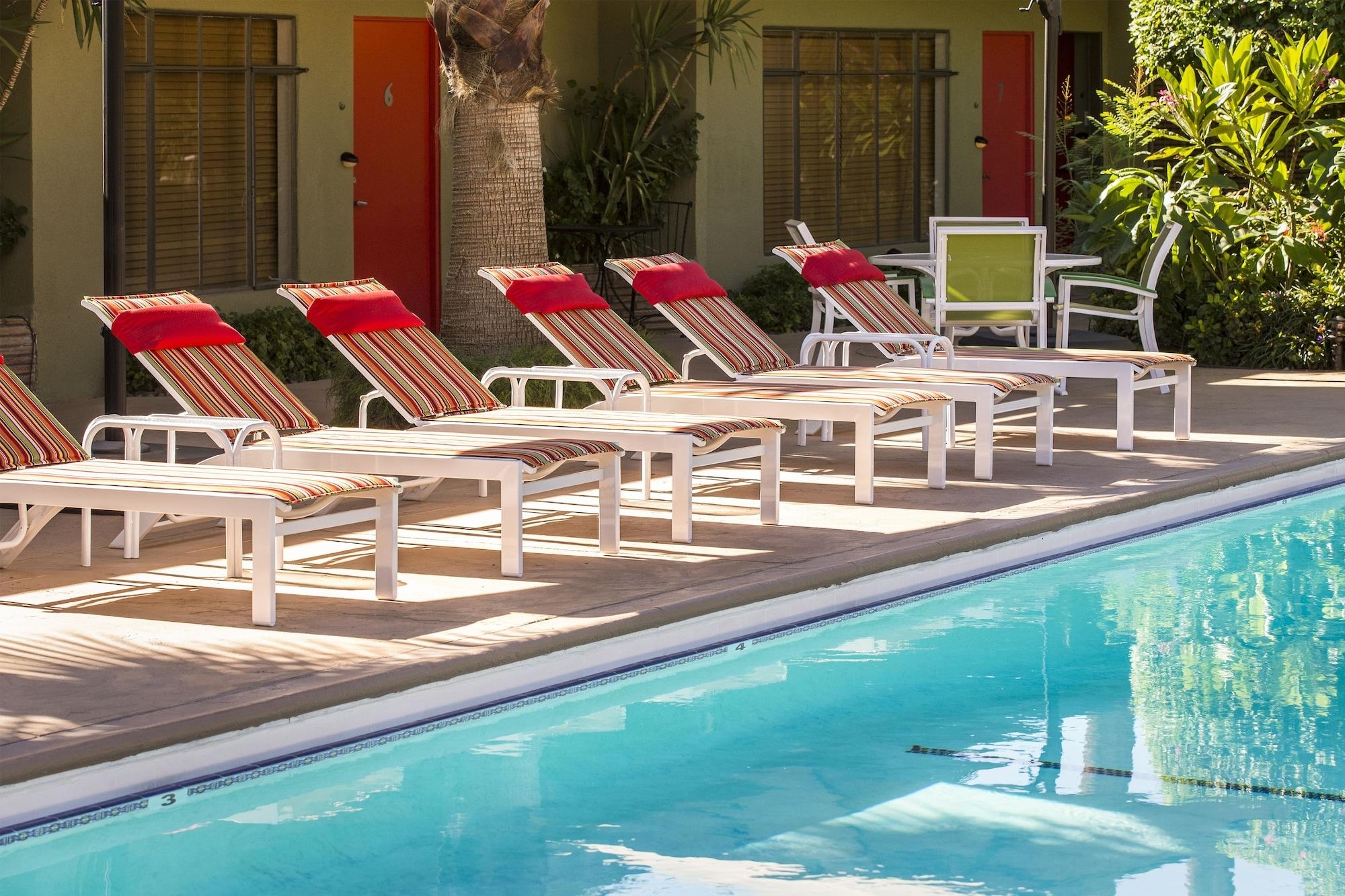 Desert Riviera Hotel