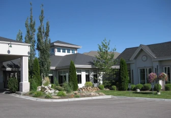 Le Ritz Hotel And Suites