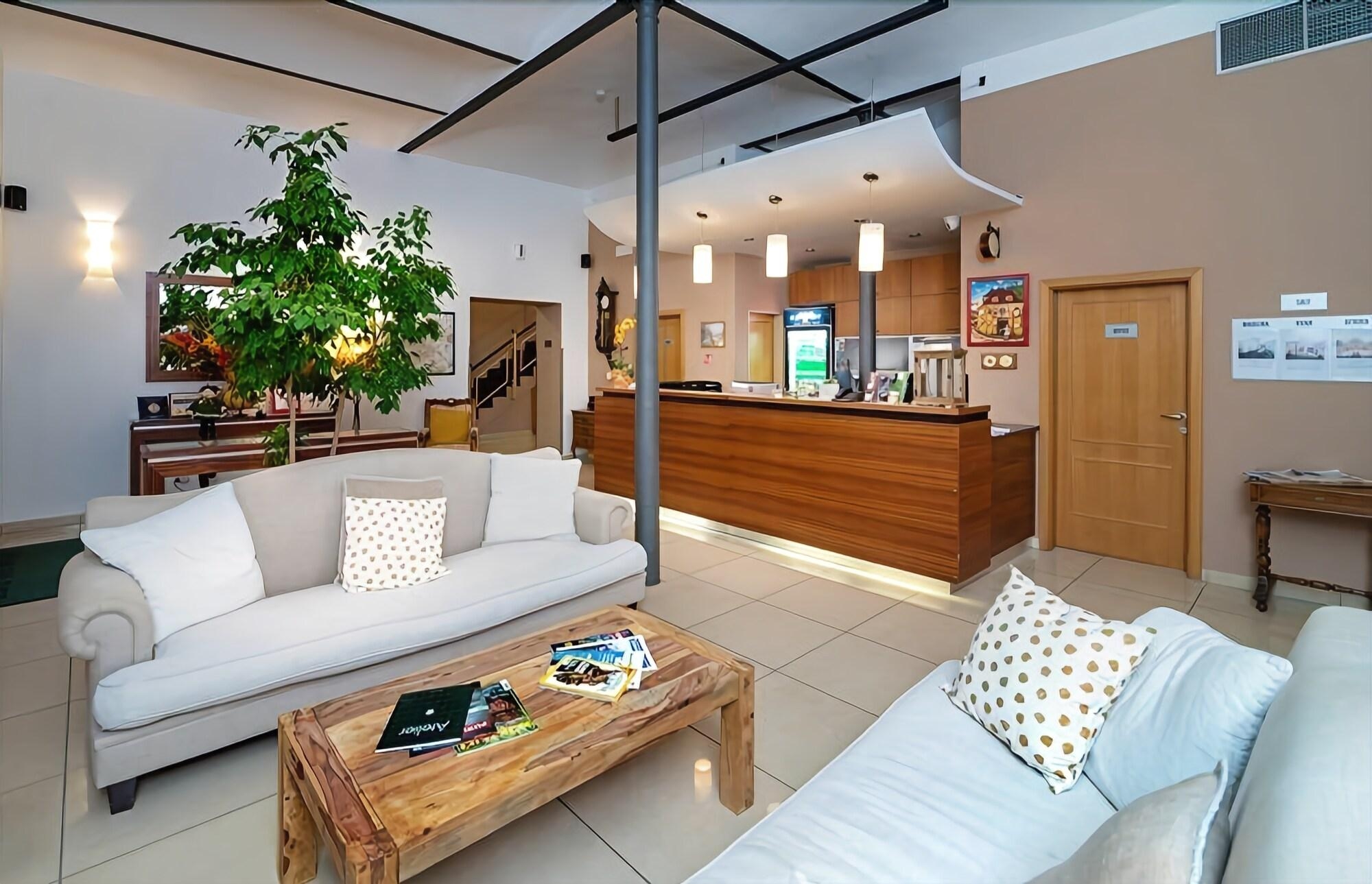 Hotel Chvalska Tvrz