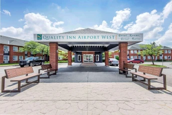 Quality Inn Airport West Mississauga