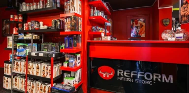 Refform Fetish Club, adulstore