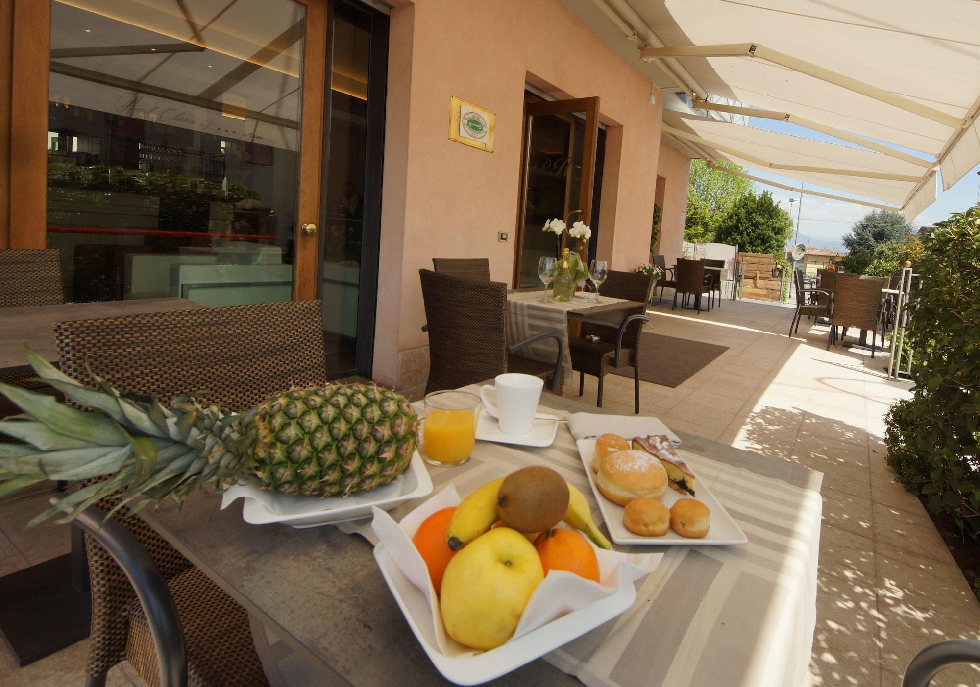 Hotel Clarin 14 By Dori