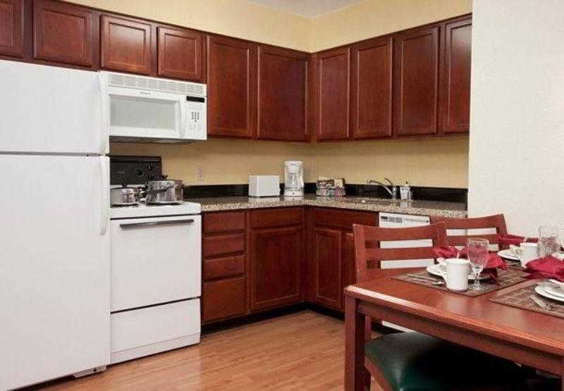 Residence Inn Phoenix Chandler/Fashion Center