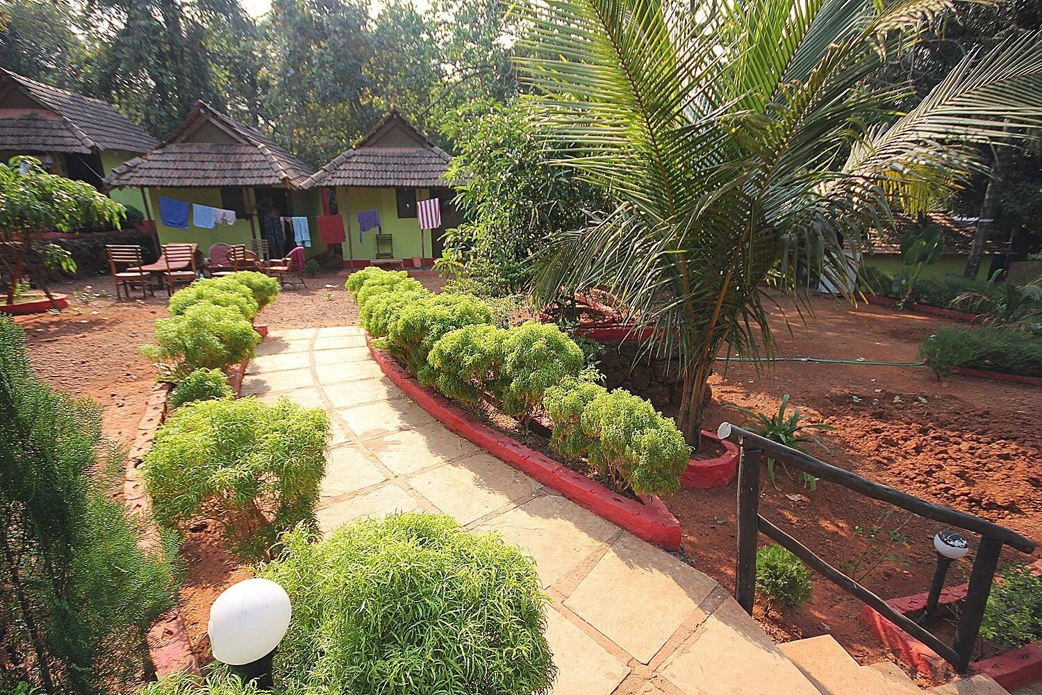 Oyo 14197 Curlies Zulu Land Cottages