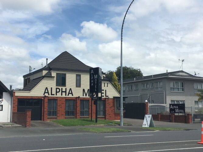 Alpha Motel