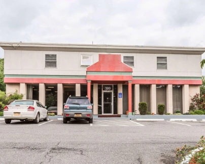 Econo Lodge Near Stewart International Airport