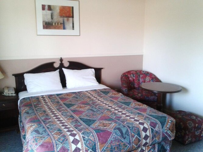 Cornwall Lodge