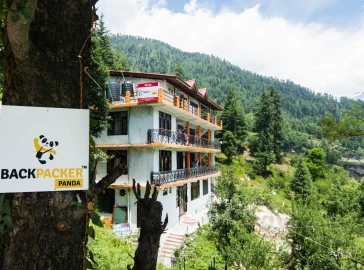 Backpacker Panda Manali