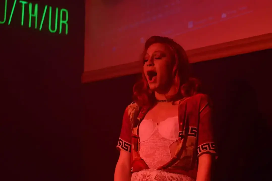 bequeer - user submitted photo