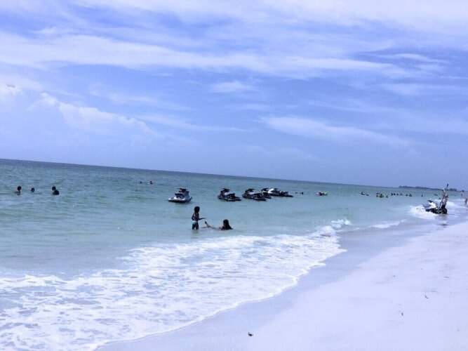 The Anna Maria Island Beach Paradise 10 - Studio condo by RedAwning