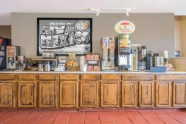 Super 8 by Wyndham Taos