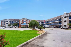 Suburban Studios Biloxi North Area
