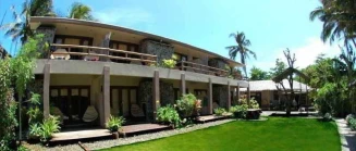 Reef Retreat Resort