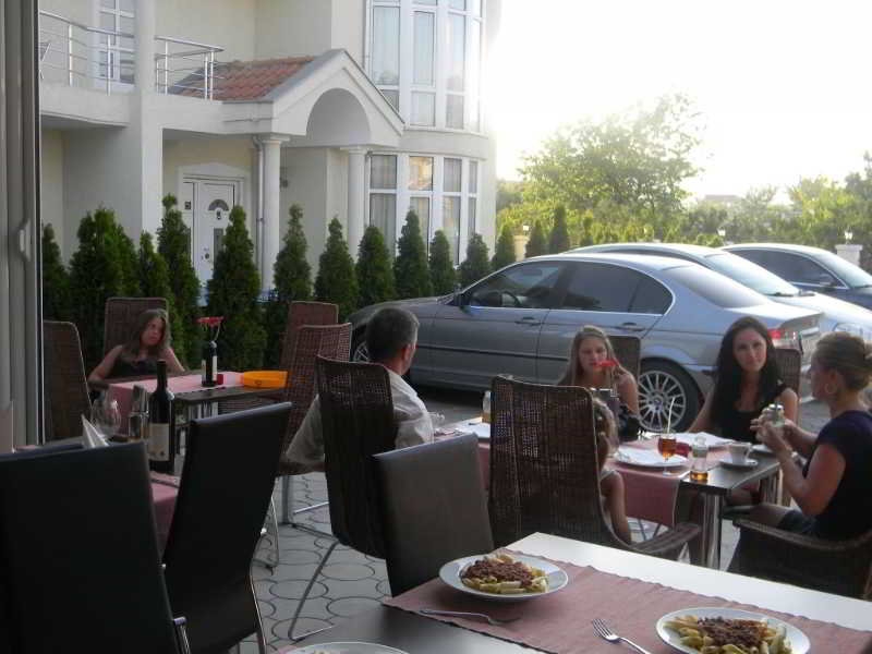 Hotel Petriti