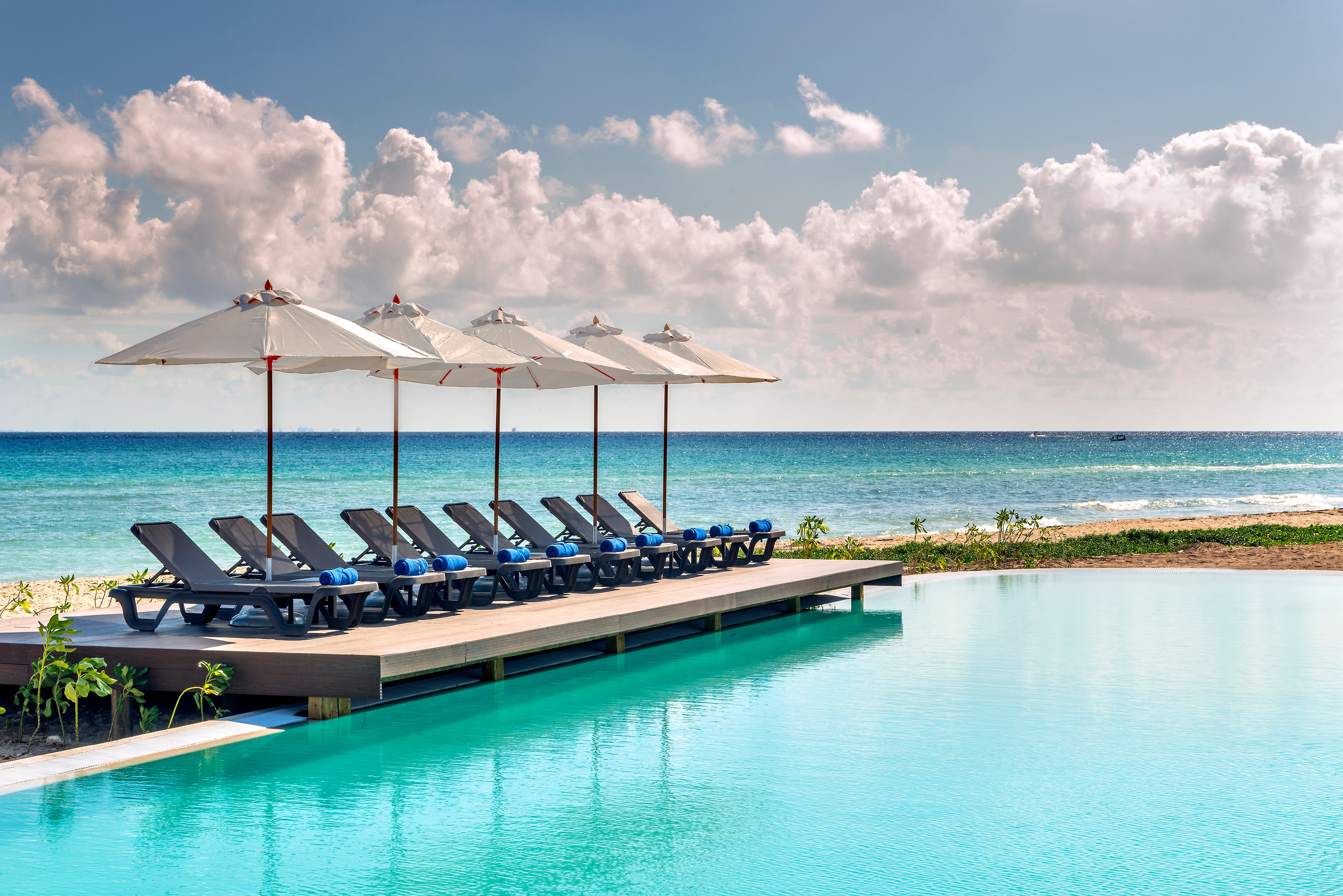 El Beso Adults Only at Ocean Riviera Paradise AI