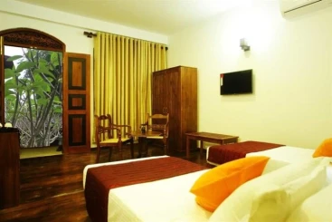 OGA REACH hotel