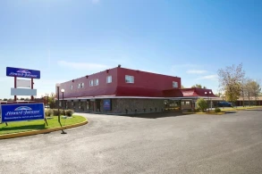 Canada Continental Hotel