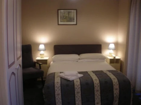 Ilenroy House B&B