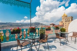Tato Hotel