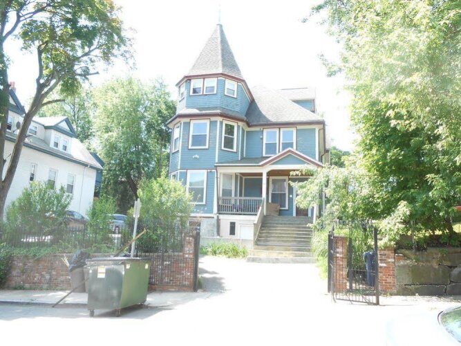 Sunny Hill Garden Suites