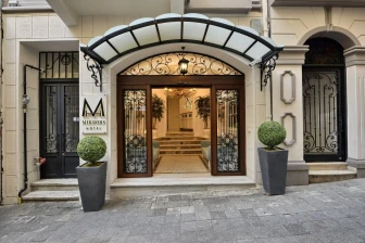 Mirrors Hotel Taksim