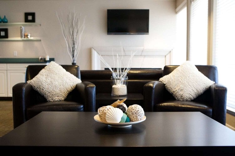 Coral Reef Inn & Condo Suites