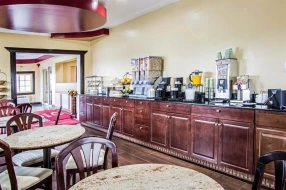 Econo Lodge Tonawanda I-290