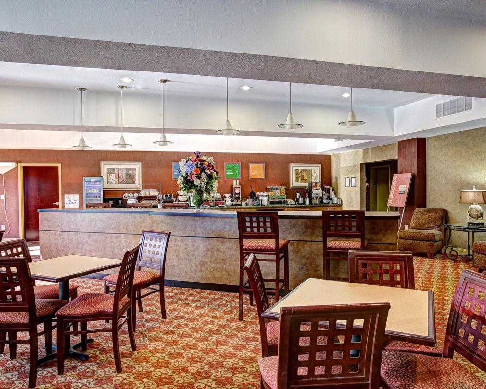 Quality Suites Coppera Cove