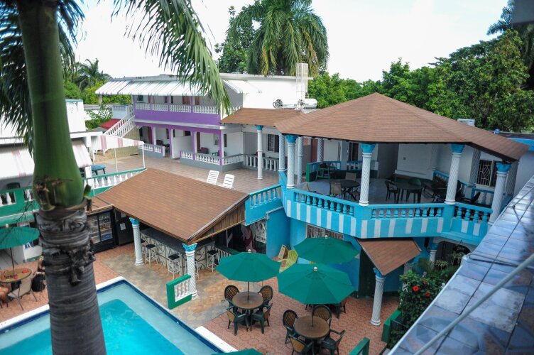 Gloriana Hotel