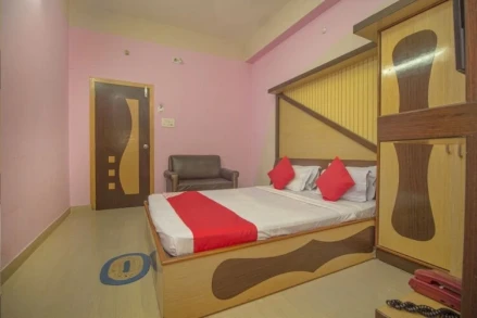 Palm Grove Eco Resort