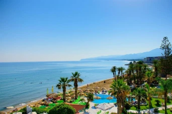 Zephyros Beach Boutique Hotel