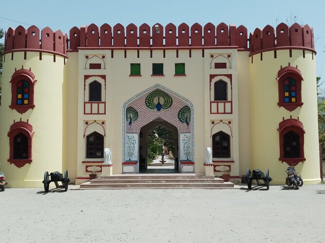 Sajjan Bagh Resort