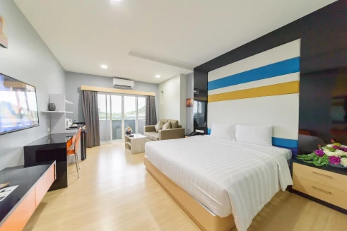 Phanhin Regent Hotel and Residence