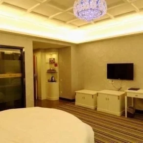 Only Hotel ex F Hotel