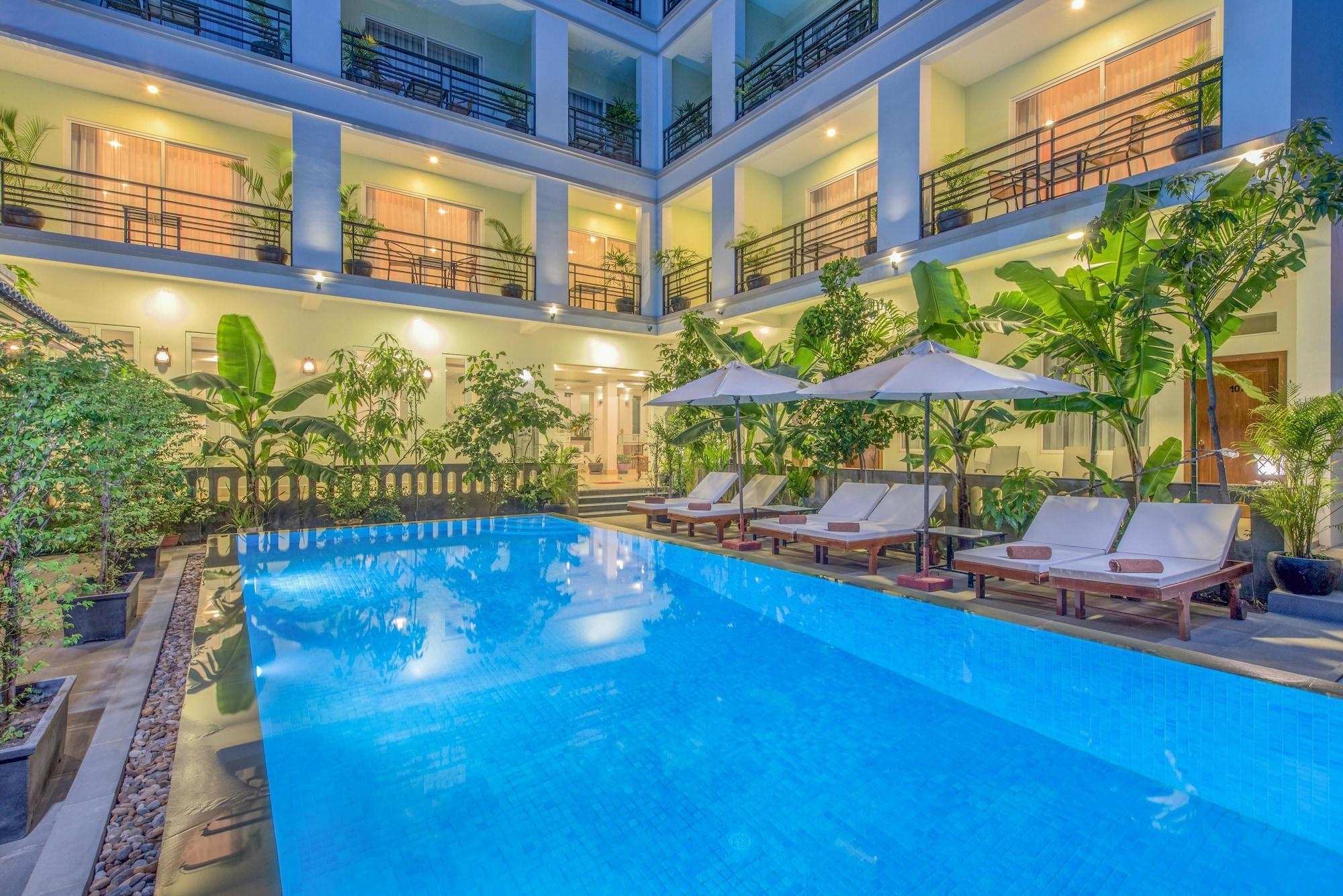 Golden Citadel Hotel