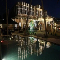 Vista Maple Leaf Hotel