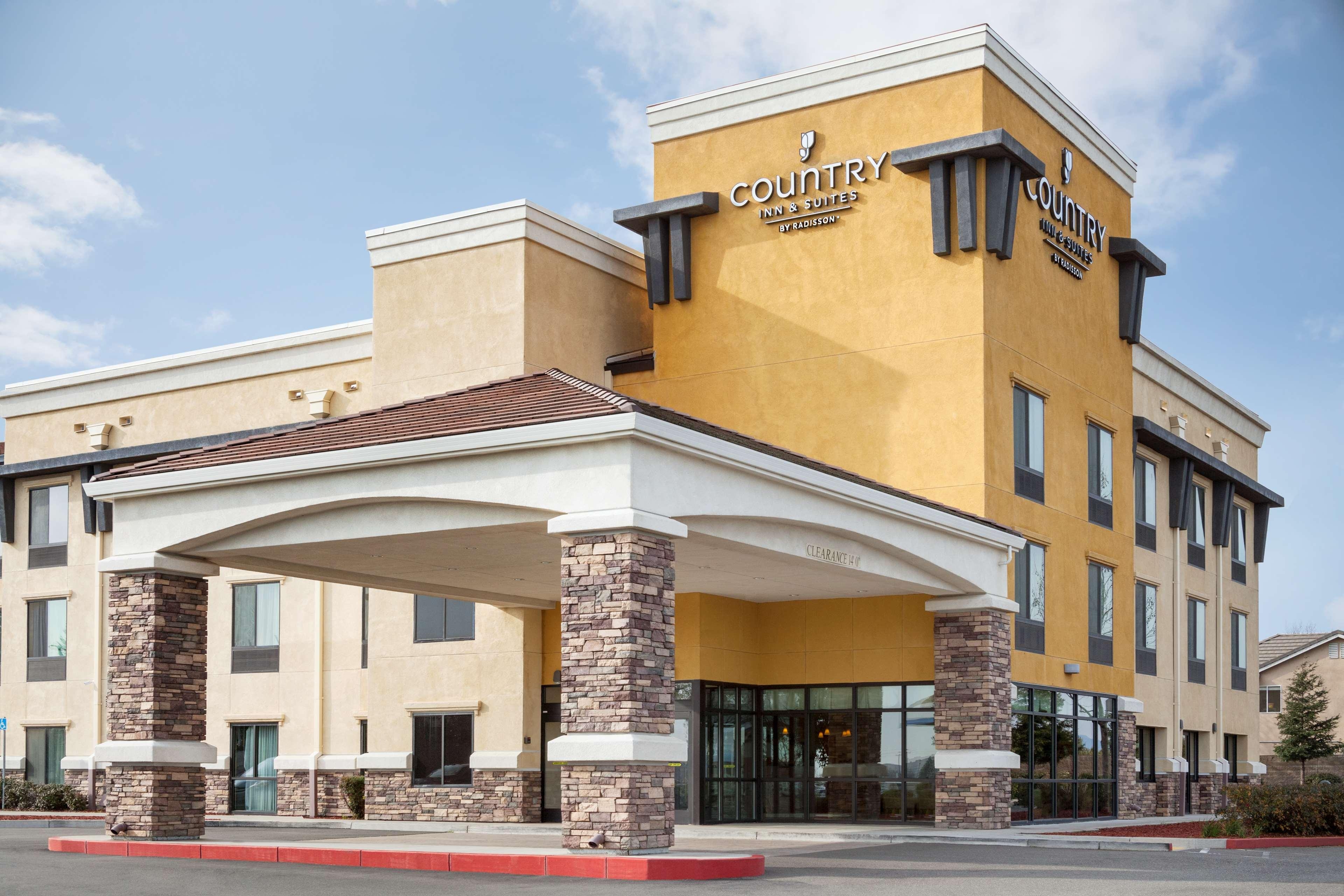 Country Inn & Suites by Radisson, Dixon, CA - UC D