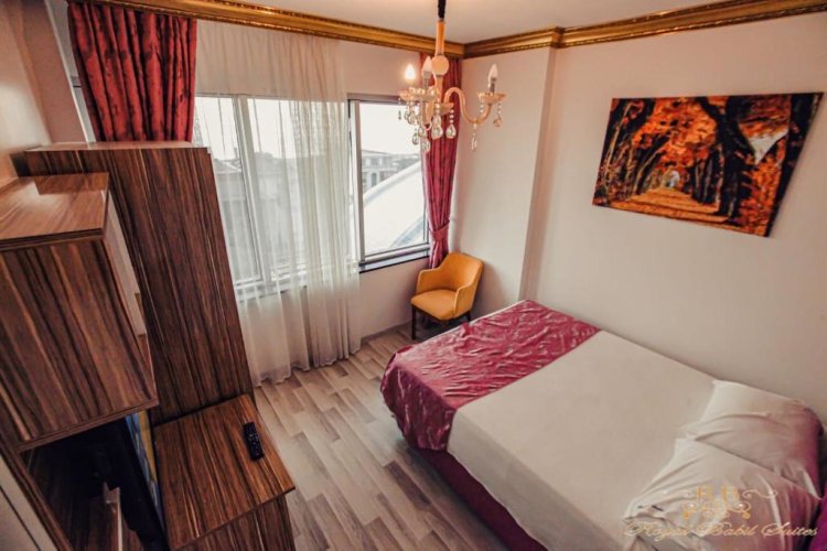 Royal Babil Suites