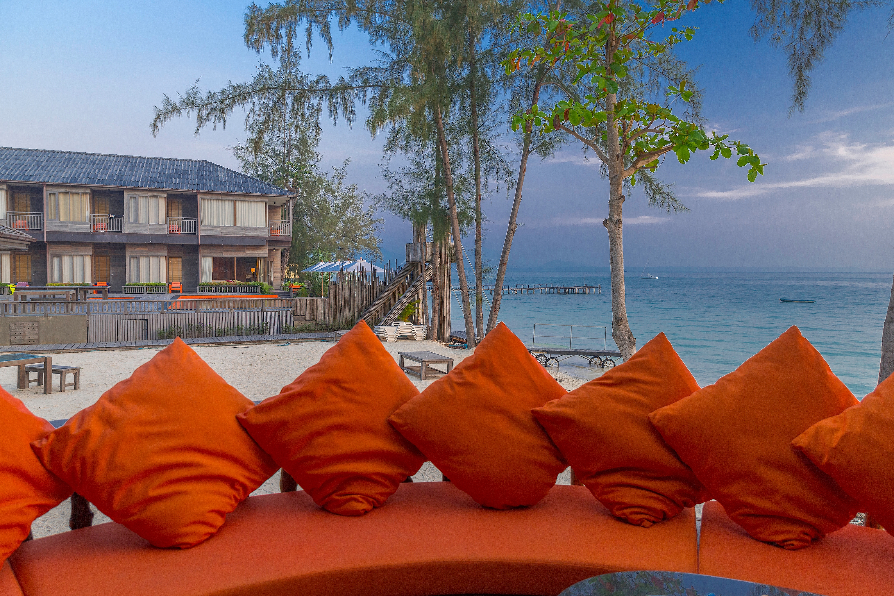 Baan Ploy Sea